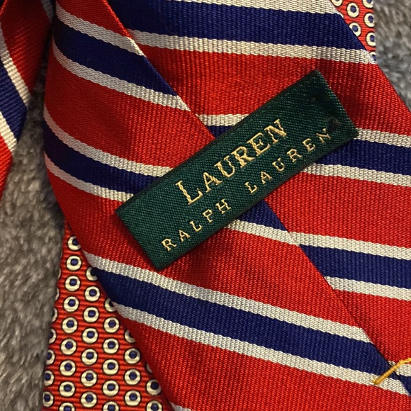 Two Ralph  Lauren ties - Picture 4 of 5